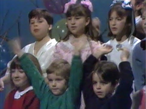 RTB Novogodišnji program: Hor Kolibri (1990)