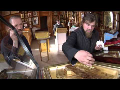 59 икони проплакаха в руски манастир (ВИДЕО)