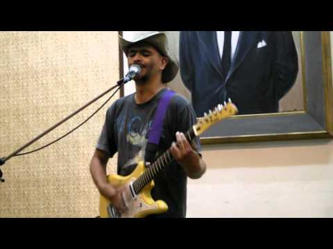 Los Regalos Del Viento - Rafo Ráez