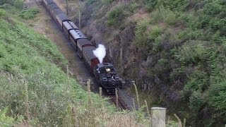 preview picture of video 'Ffestiniog railway   Moelwyn Tunnel 30th July 2013'