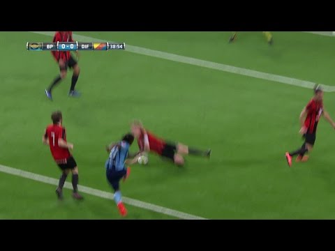 Dubbla straffsituationer för Djurgården - TV4 Sport