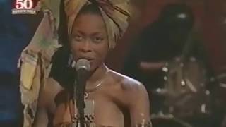 Erykah Badu - Appletree (Live)