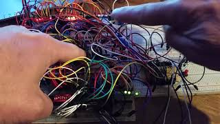 NOMAD80: User Address & Data Bus Control