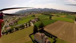preview picture of video 'Ripresa aerea (1° Test) Chiesa S. Lucia + Vista aerea Castelcucco -TV-'