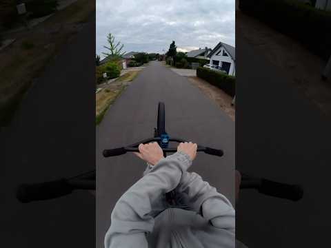 POV Session 🫨 #bike #automobile #bmxplus #bikelife #dirtbiketricks #wheelie #mtb #shieldbmx #bmx