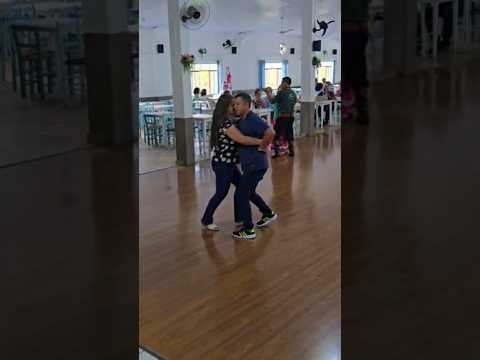 no Valdir Trentin clube do Vovô em Chopinzinho no Paraná.Brasil #shotrs #baile #dancarinos #dança