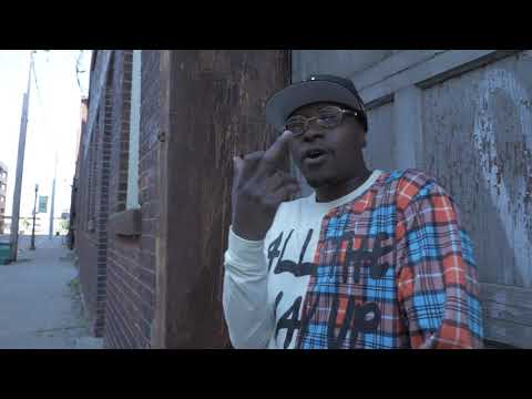 Y.N.X. 716 YNX716- Voices (Official Video)