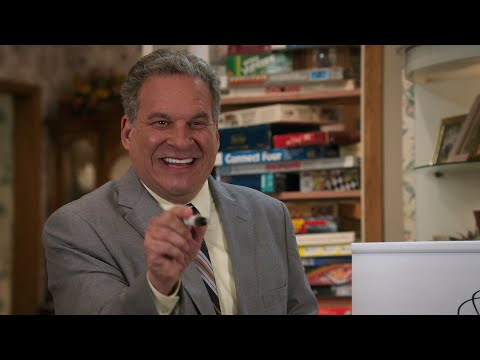 Murray and Beverly Goldberg Dominate at Game Night - The Goldbergs