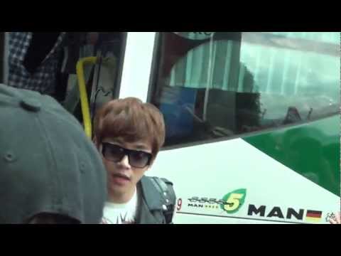 120702 2PM arriving at Hotel from airport