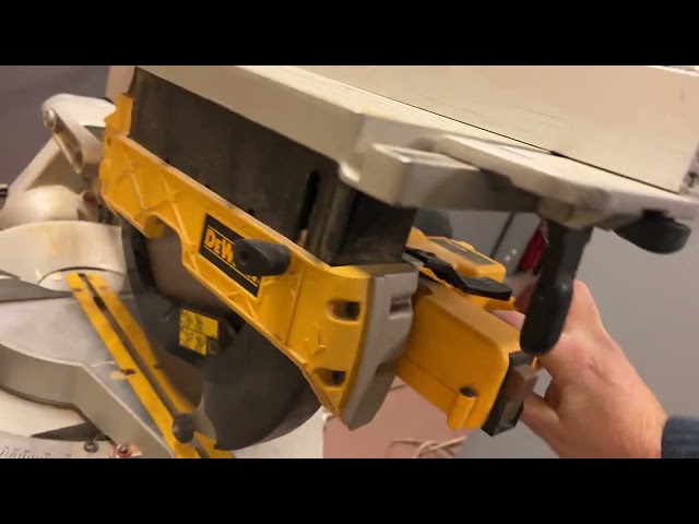 787999 Dewalt D27111 -qs Bord/Kap/ger