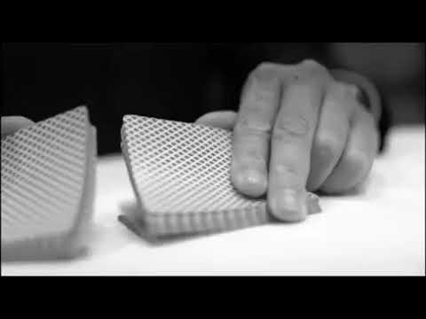 ANDR&Eacute; GARR&Eacute; video.