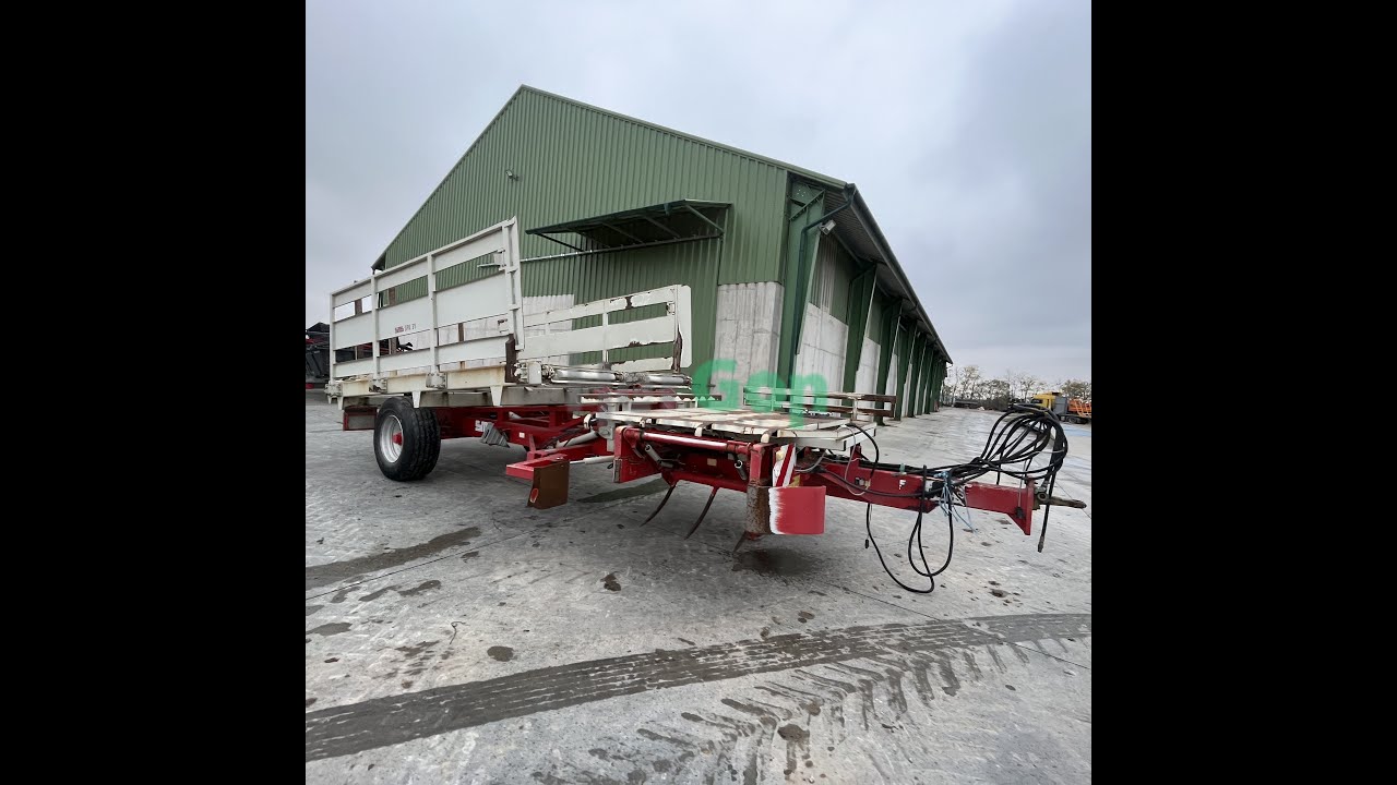 SMS SP K31 bálagyűjtő bálaszállító pótkocsi