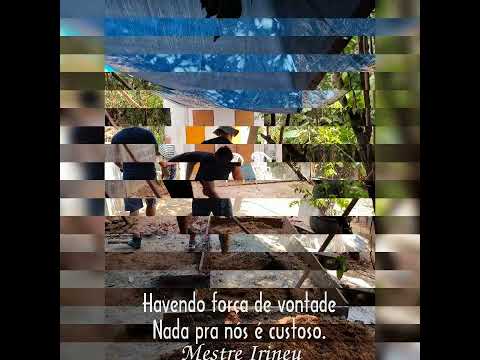 Mutirão para construção da Casa de Feitio Morada do Divino.