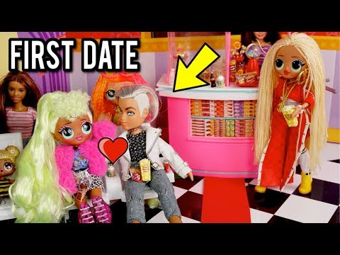 LOL OMG Doll Family - First Date at Barbie Movie Theater