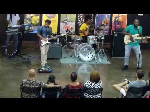 Notis Heavyweight Rockaz @ National Gallery ofJamaica 3