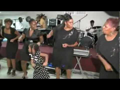 Evg. Mary Brown & The Spiritual Singers - Come By Here