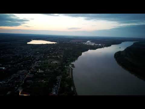Dunaföldvár, Duna-part madártávlatból 2020.10.18.  (Fimi X8 SE 4k)   Drone view