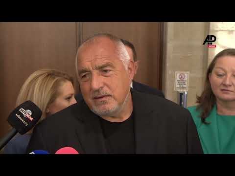 Bulgaria's first F-16 jet delivery sparks political tensions as technical issues arise