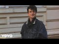 Les McKeown She S A Lady Official Video VOD
