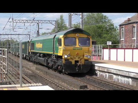 DRS 88002/68022 The Northern Belle + Colas 37116/219 on test train Wigan Tuesday 09/05/2017