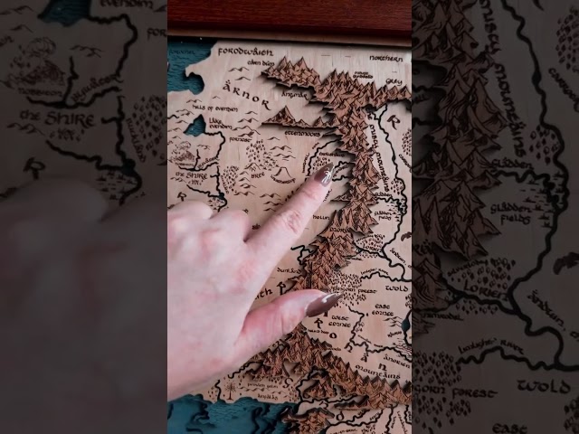 Vídeo relacionado con The Lord of The Rings Map of Middle Earth Camiseta, Hombre, Asfalto, S