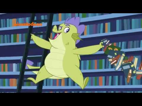 Sludge teaches Spike to be a dragon