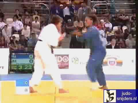 Judo 2009 Abu Dhabi:Celine Lebrun (FRA) - Maryna Pryshchepa (UKR) [-78kg] final.