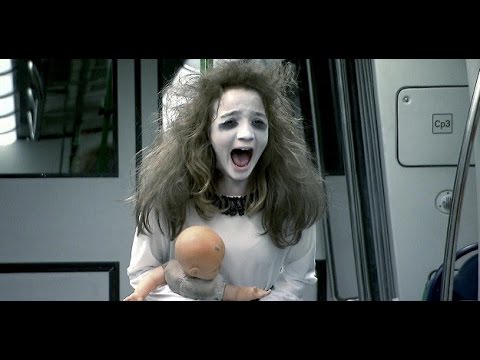 Pegadinha da Menina Fantasma no Metrô