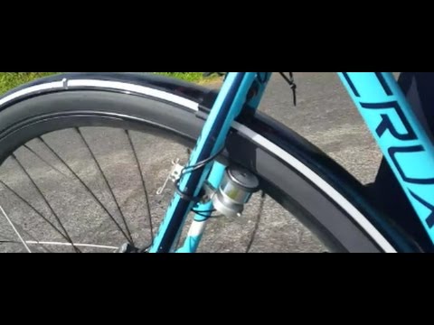 Dynamo Velogical a supremely lightweight rim dynamo