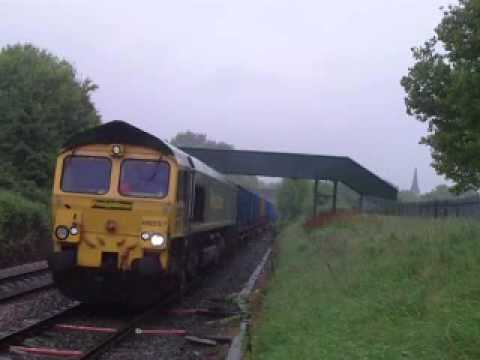 Freightliner Class 66 No 66557 on 6M05 Scunthorpe Roxby - Northenden 'Bin Train'