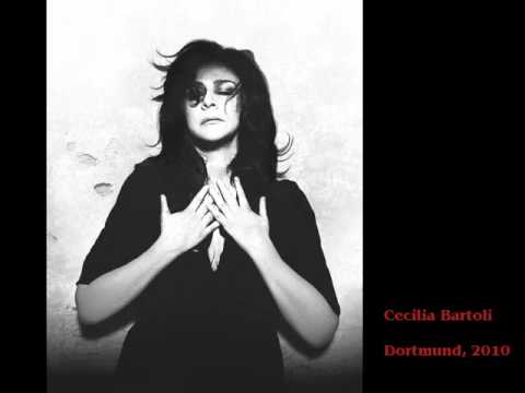 Cecilia Bartoli sings "Ei tornerà" from Bellini's Norma live - Act 2, Sc. 6 - Irène Friedli