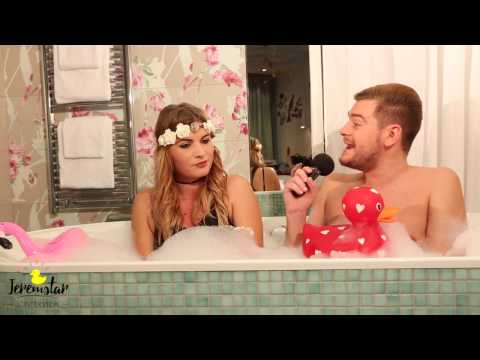 Ludivine (The Princes of Love 4) in Jeremstar's bath - INTERVIEW