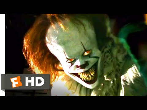 It (2017) - Pennywise Projector Scene (7/10) | Movieclips