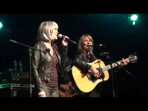 Sweethearts Of The Rodeo - Restless