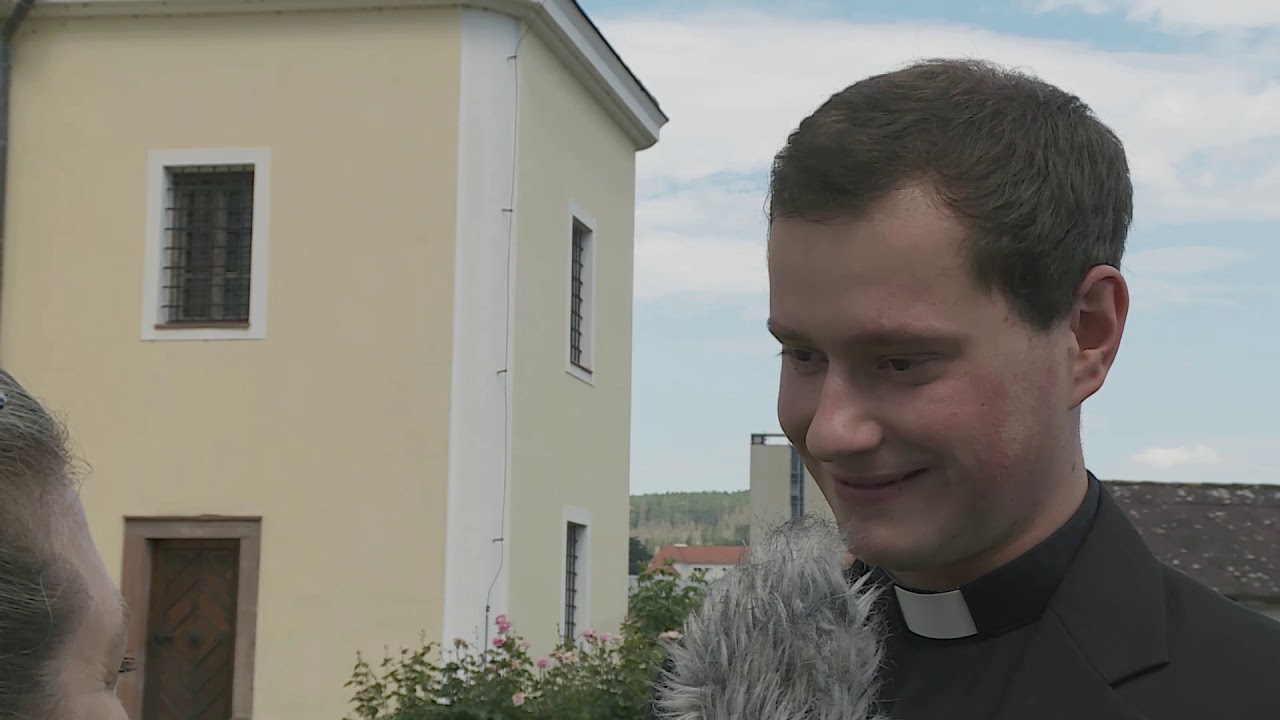 náhled z videa Primice Martina Mokrého