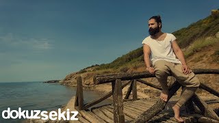 Koray Avcı - Diz Dize (Lyric Video)
