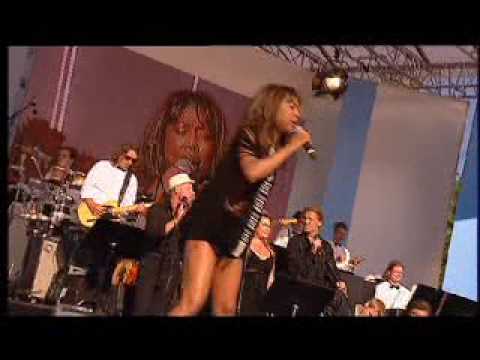 LaGaylia Frazier "Simply the best"