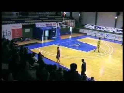 ADECCO PLATA J15 Leyma B. Coruña, 63 ADT Tarragona, 81