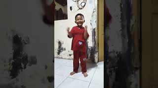 Download lagu Joget tetet tetet mp3 Download lagu Joget tetet tetet mp3