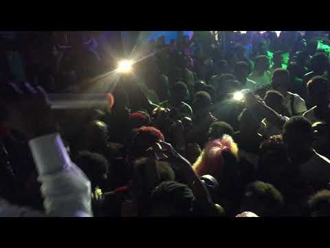 Tino Hd Vou Comer na Rua no Show