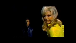 Nancy Sinatra &amp; Lee Hazelwood - Summer Wine (1967)