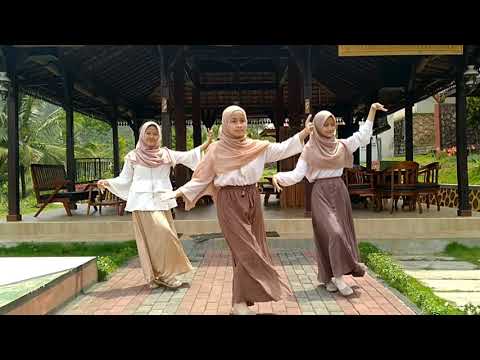 Koreografi Religi " BARAKALLAH " || HUT SMAN 1 NGLUWAR || XII MIPA 3