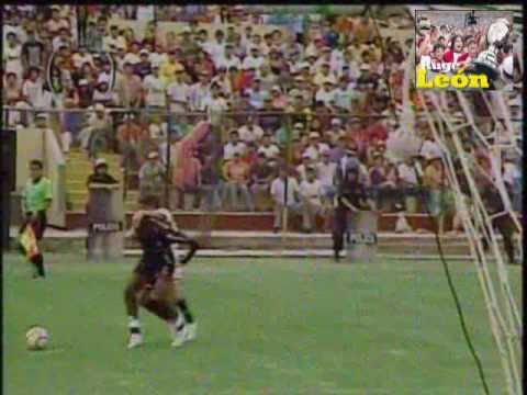 Leon de Huánuco (1) vs Univ San Martin (1) [Play Off] (first leg)