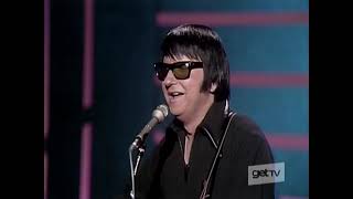 Roy Orbison - So Young (The Johnny Cash Show 720p)