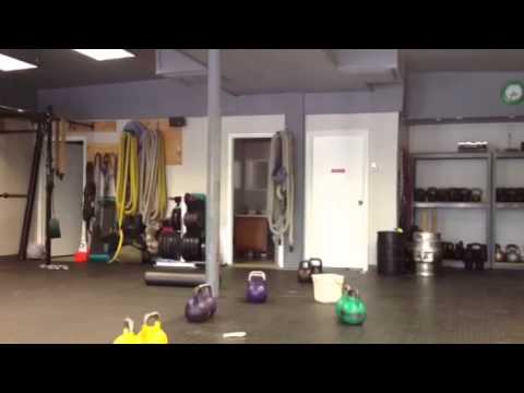 Double kettlebell complexes for fat loss and conditioning