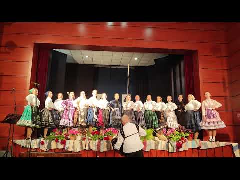 SKUS Pivnica, ženská spevácka skupina.