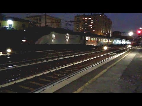 E464 235+5 MDVC Trenord - Milano Greco - 25/10/2022