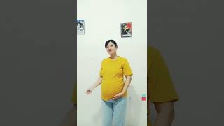Download lagu Wanita hamil joget hots mp3 Download lagu Wanita hamil joget hots mp3
