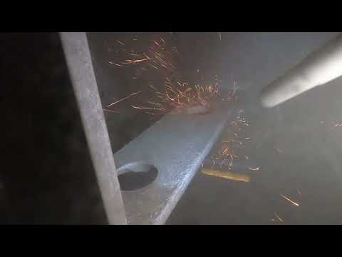Torture chamber steel shot blasting 3 days of hell 600cfm @ 145.04 psi 10bar Confined space
