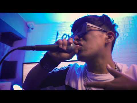 Loyalty GVNG 1 - Litzen - Ella Miente